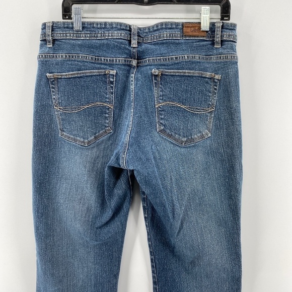 Lee Jeans Womens 12 M High Rise Boot Cut Light Blue Denim 100% Cotton 5 Pocket - Picture 10 of 13